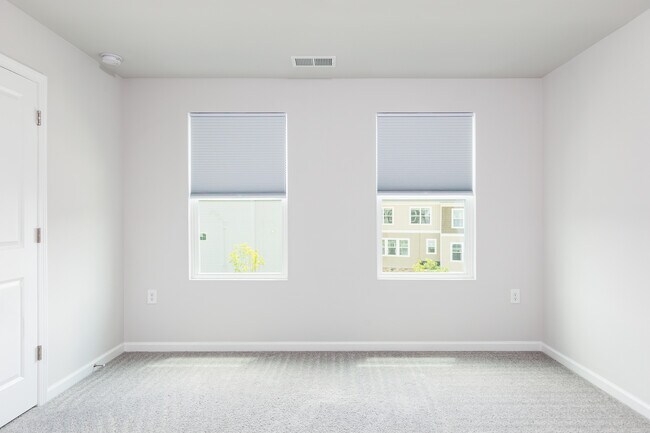 Building Photo - 1106 Shoreside Dr