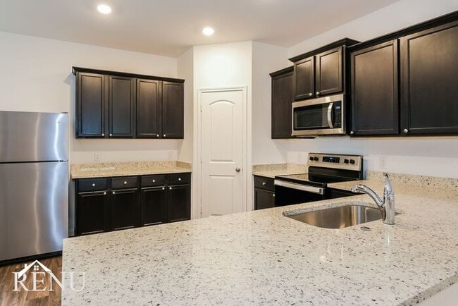 Building Photo - Coming Soon!