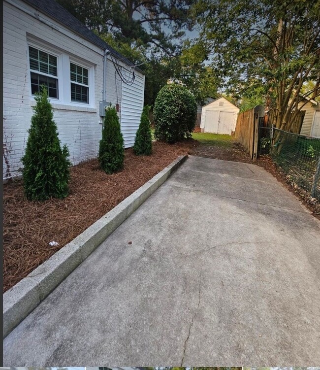 Building Photo - 1508 Branch St NW