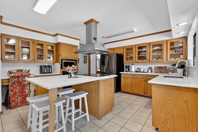 Building Photo - 231 Schmidt Ln