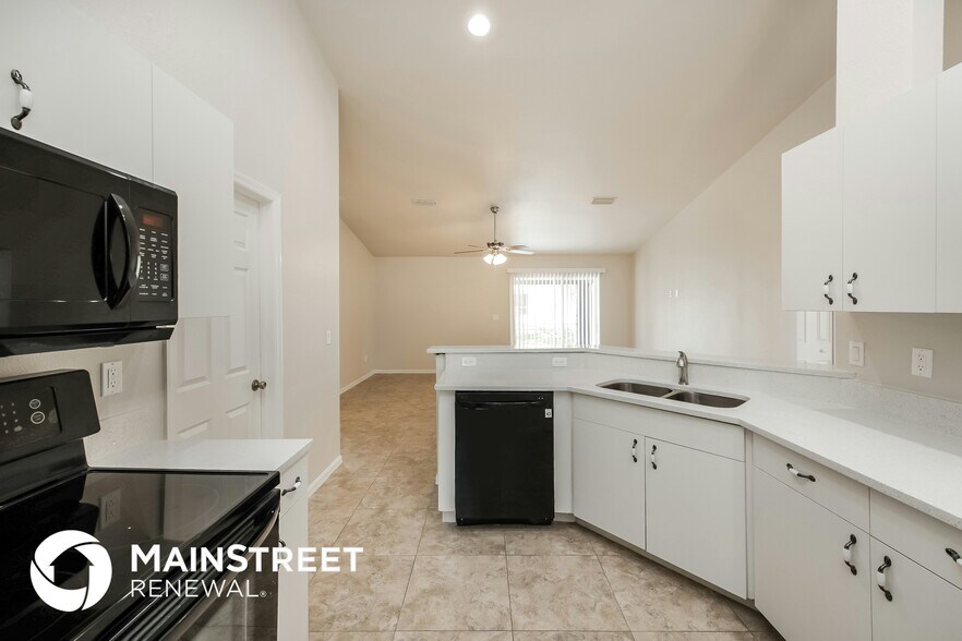 Building Photo - 4683 Oakley Rd