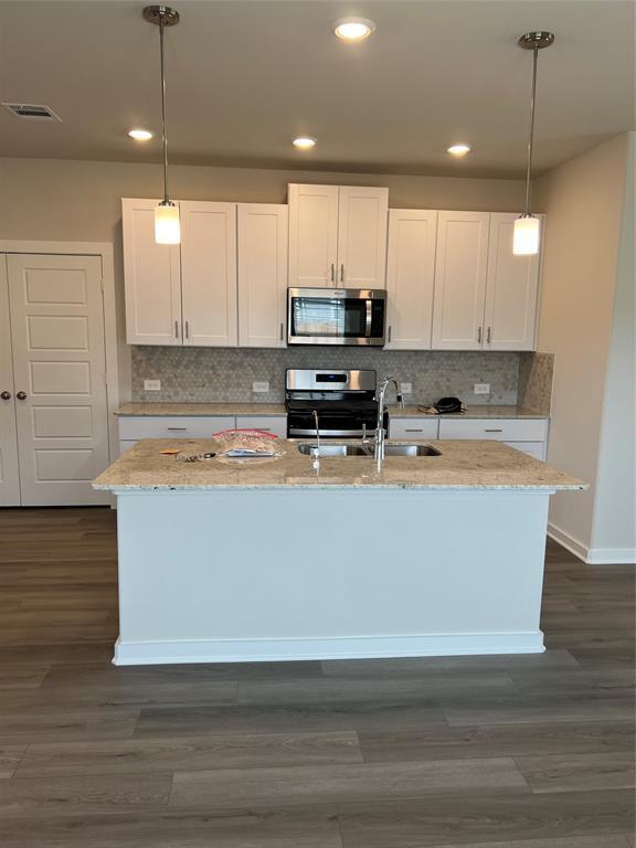 Building Photo - 1722 Cayden Oak Ln