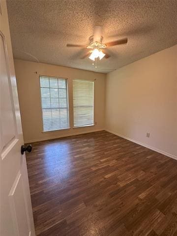 Building Photo - 132 Meadowglen Cir