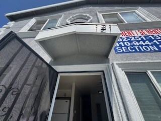 Building Photo - 121 W Century Blvd