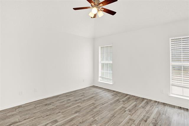 Building Photo - 1927 Pinecrest Dr