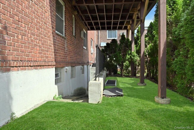 Building Photo - 260-70 73rd Ave