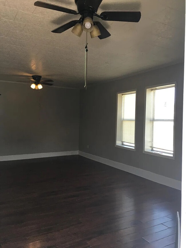 Building Photo - 123 Martin Luther King Jr St