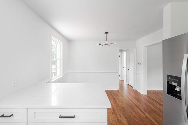 Building Photo - Great Completley renovated Cape Cod for Re...
