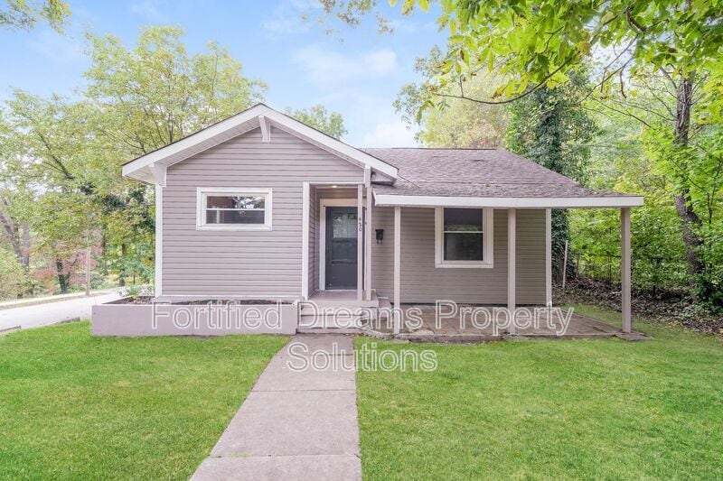 Primary Photo - 420 E Twenty-Fifth St