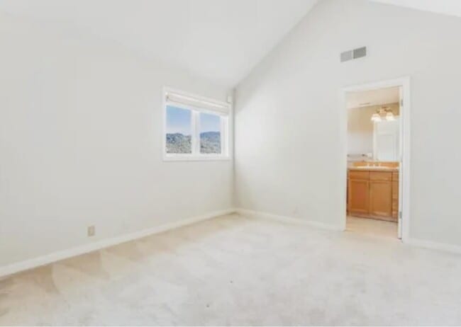 Building Photo - 985 Woodview Pl