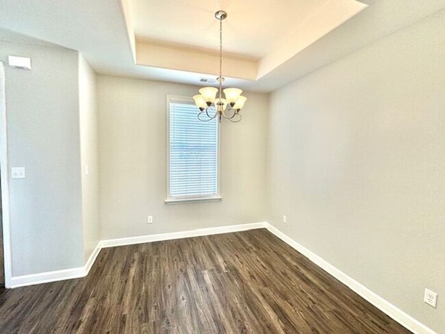 Building Photo - Brand New 4-bdroom 2.5 bath home in Olive ...