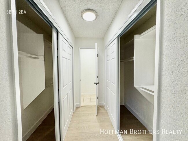 Building Photo - 9050 Tobias Ave