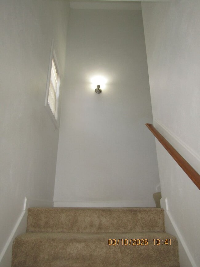 Building Photo - Great Home!