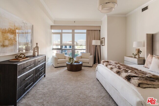 Building Photo - 10800 Wilshire Blvd