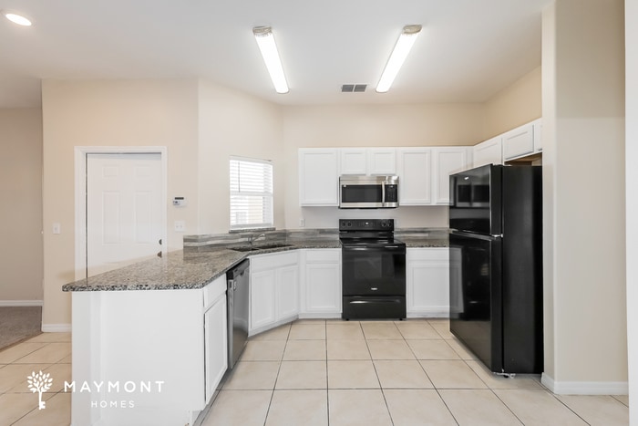 Building Photo - 4205 Winding Vine Dr