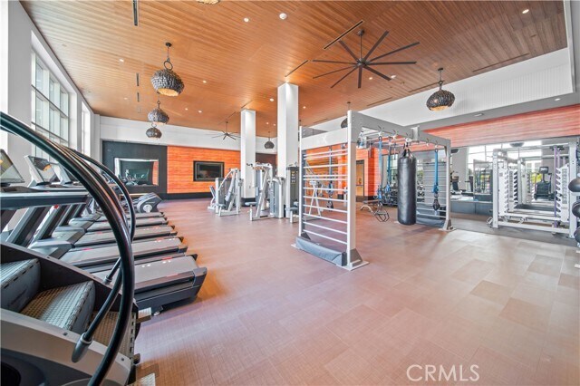 Building Photo - 565 Anton Blvd