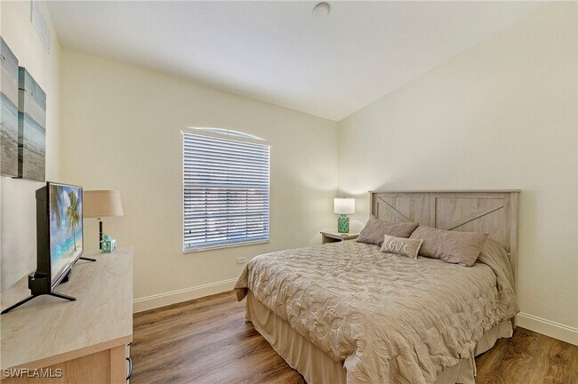 Building Photo - 26651 Rosewood Pointe Cir