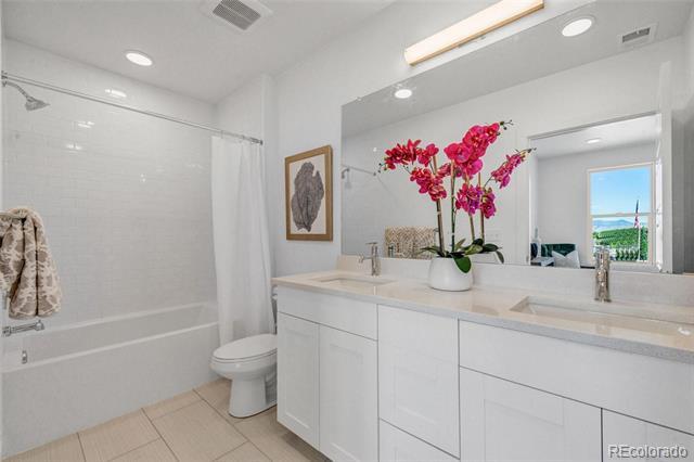 Building Photo - 2899 W 52nd Ave