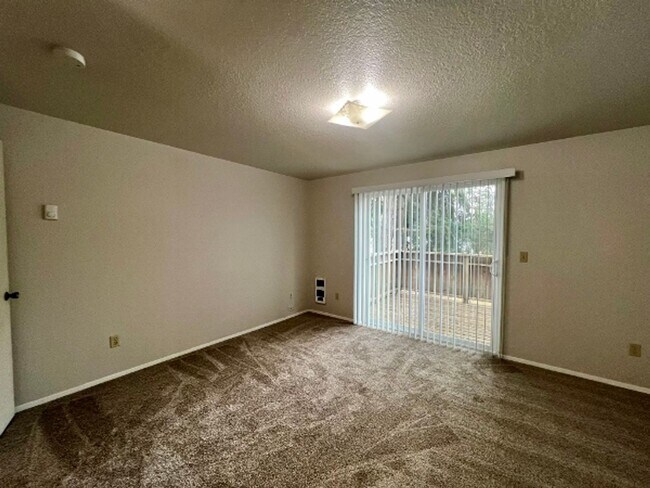 Building Photo - 8010 S Bicentennial Loop SE