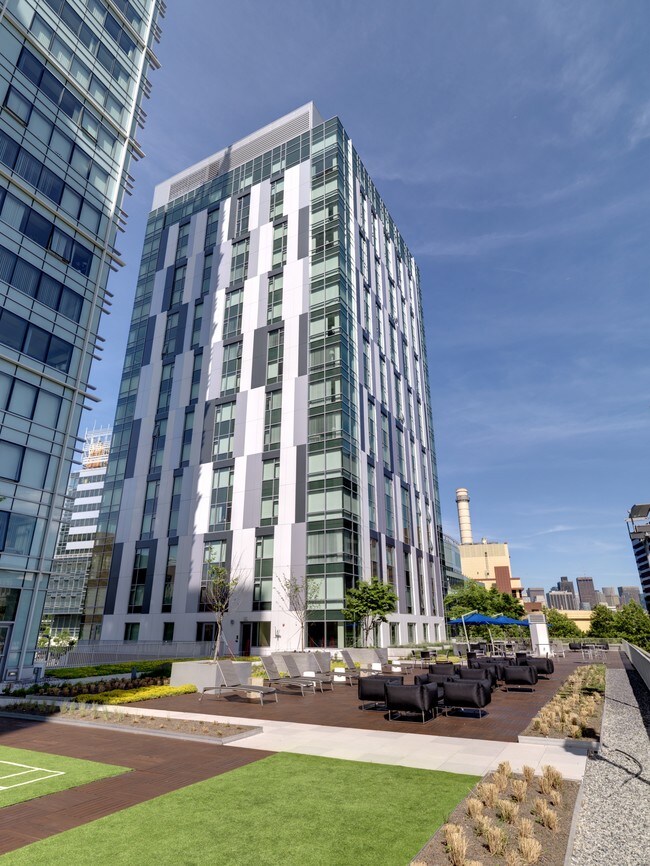 Watermark Kendall East Cambridge, MA Apartment Finder