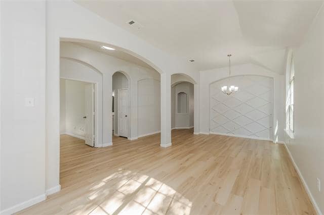 Building Photo - 9208 Clearview Dr