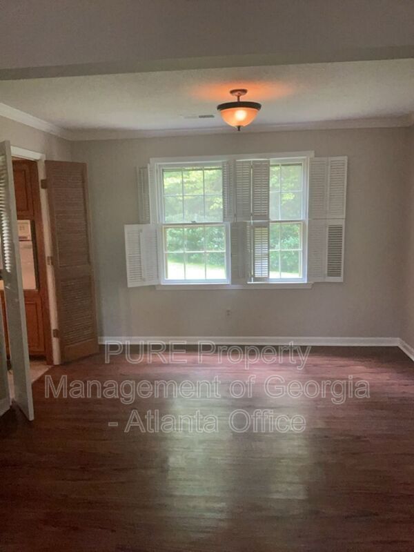 Building Photo - 1386 Stonehenge Ct