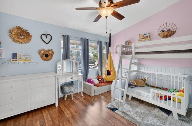 Building Photo - 4250 SW 70th Terrace