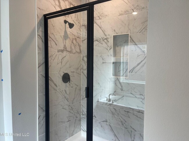 Building Photo - 13569 Sarus Dr