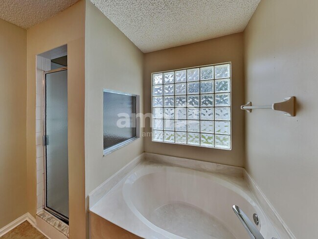 Building Photo - 2903 Brittany Bluff Dr