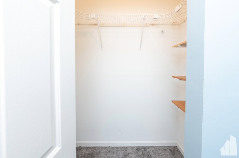Building Photo - 2356 N Elston Ct
