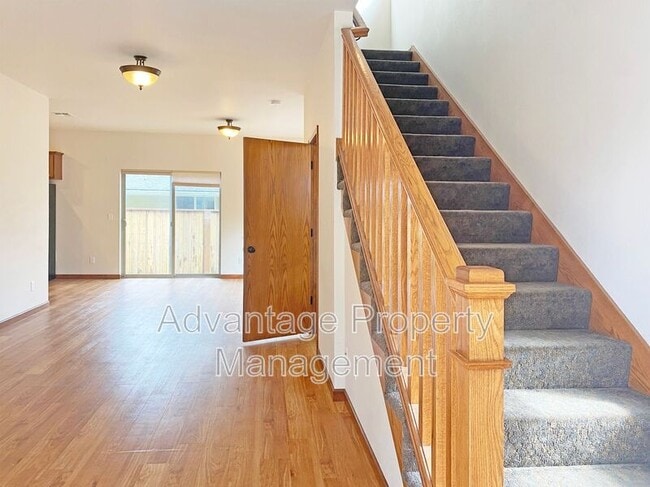 Building Photo - 1645 NW Kings Blvd