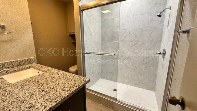 Building Photo - 6715 Lyrewood Ln