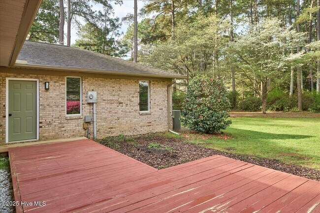 Building Photo - 40 Bogie Dr