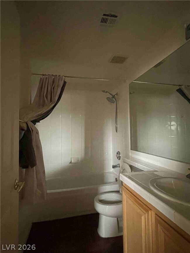 Building Photo - 861 Cavaison Ave