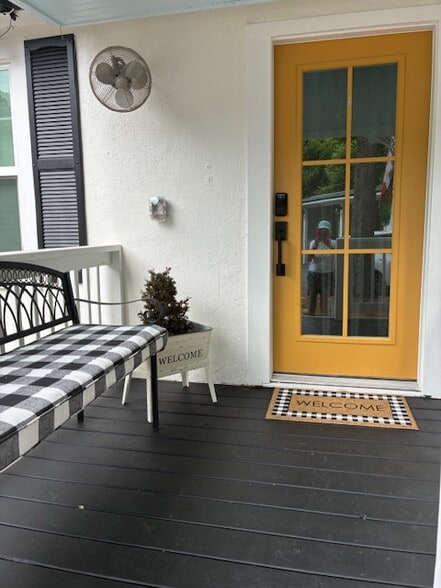 Unit B Private Engrance/front porch - 880 N Ashe St