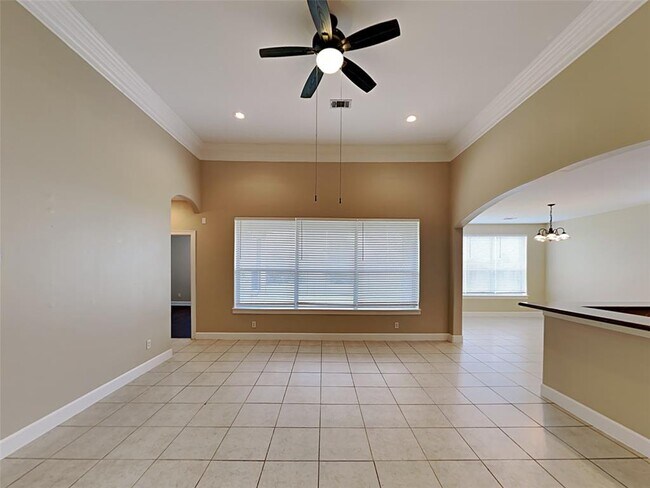 Building Photo - 4730 Plum Forest Rd