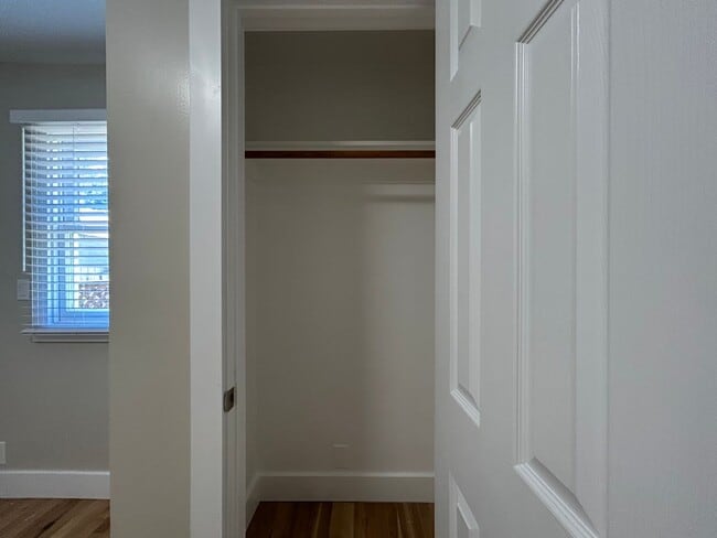 Building Photo - Vintage Aesthetic Meets Modern Glow-Up! Your Next Home Is Here!