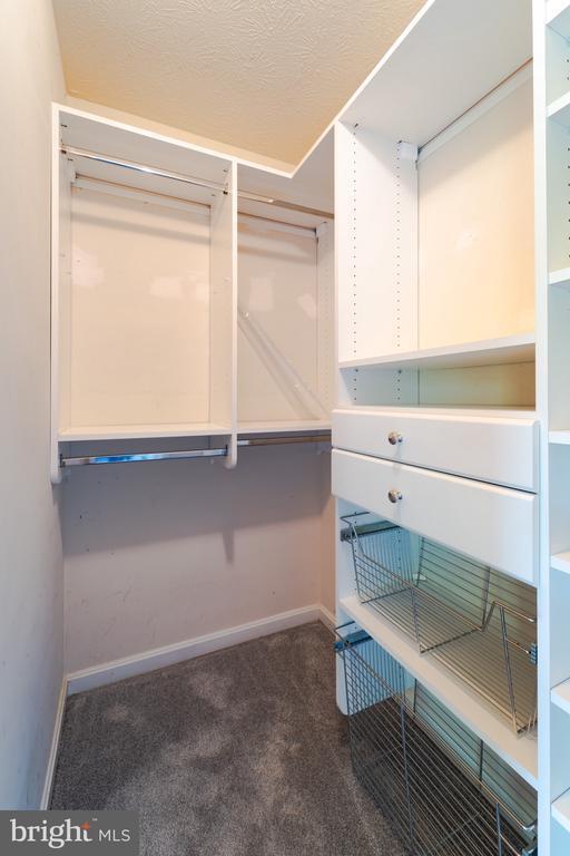 Building Photo - 104 Stingray Ct