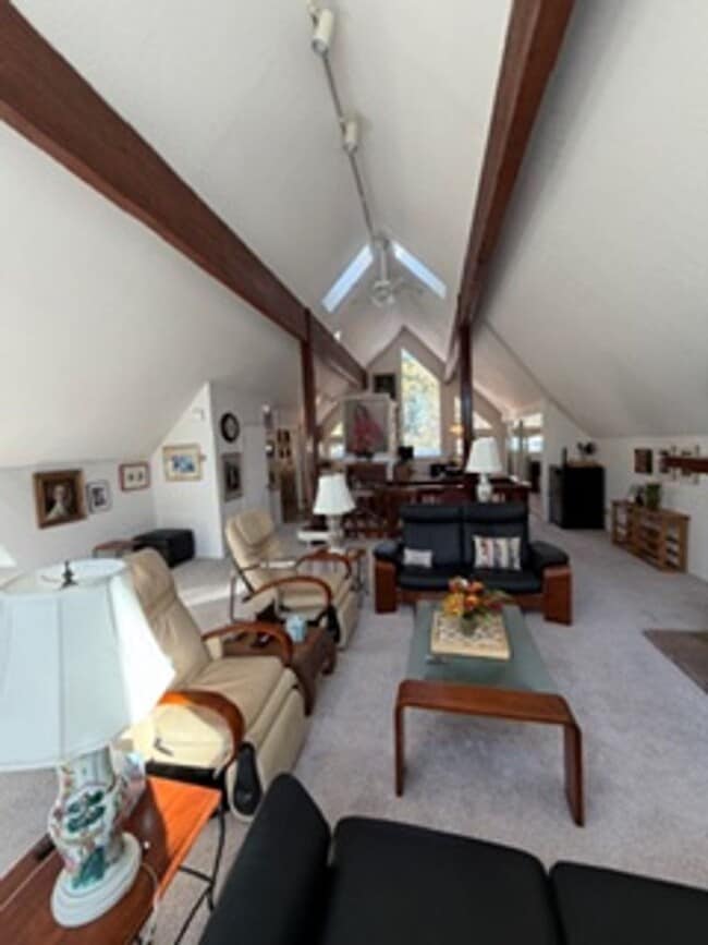 Building Photo - Tahoe Palisades Beauty