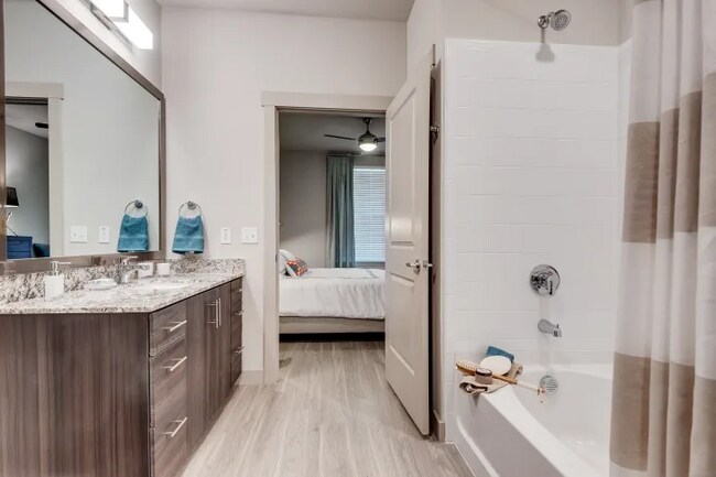 Building Photo - 505 St David's Loop