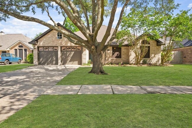 Primary Photo - 710 Lochnell Dr