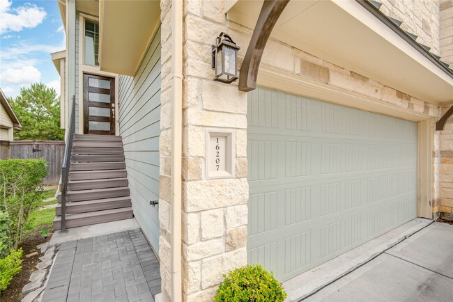 Building Photo - 16207 Northern Cardinal Ln
