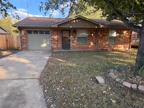 Building Photo - 309 Liza Ln