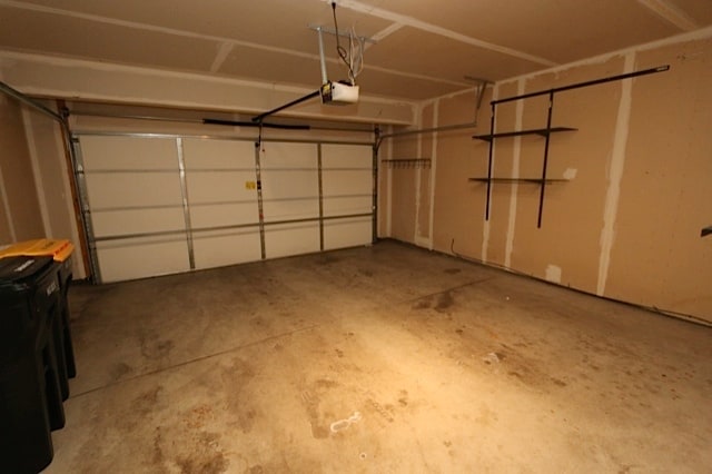 Building Photo - 1747 Countryside Dr