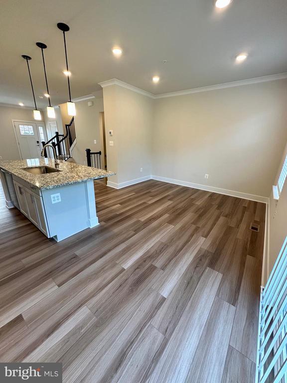 Building Photo - 2318 Woodlands Rd