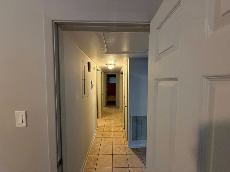 Building Photo - 3103 Prospect St