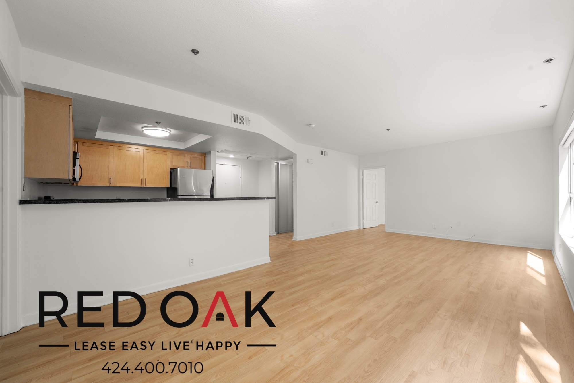 Building Photo - 939 Palm Ave