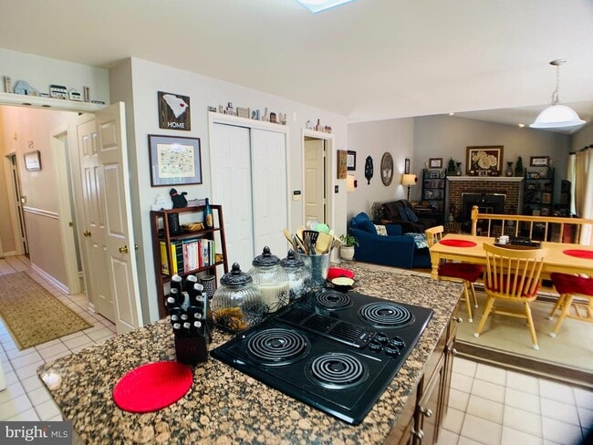 Building Photo - 8604 Oak Chase Cir