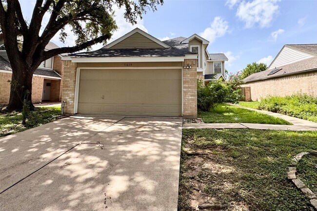 Building Photo - 11615 Glenwolde Dr