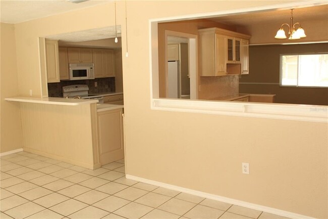 Building Photo - 4215 18th Ave Dr W